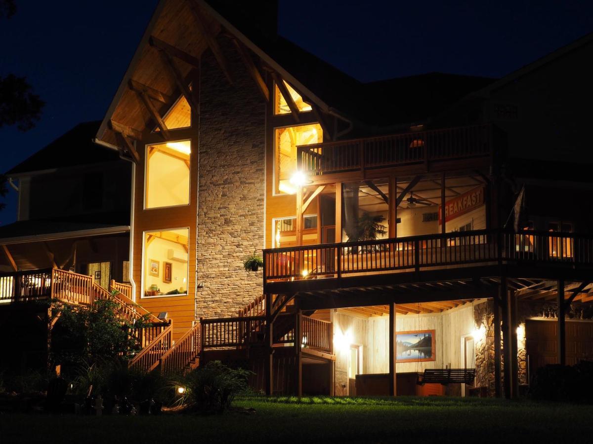 Bedford Landings Bed & Breakfast Moneta Ngoại thất bức ảnh